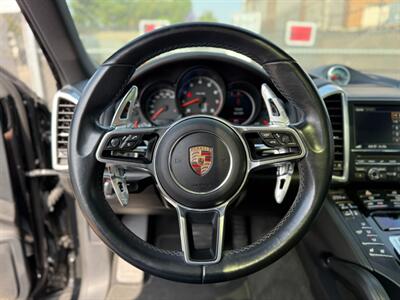 2016 Porsche Cayenne   - Photo 11 - North Hills, CA 91343