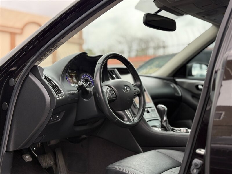 2015 INFINITI Q50 - Photo 6 - North Hills, CA 91343