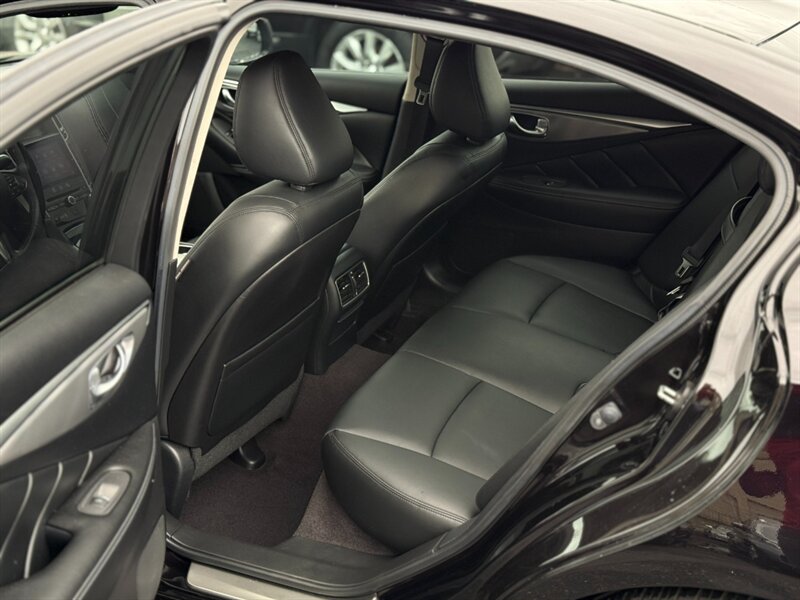 2015 INFINITI Q50 - Photo 9 - North Hills, CA 91343