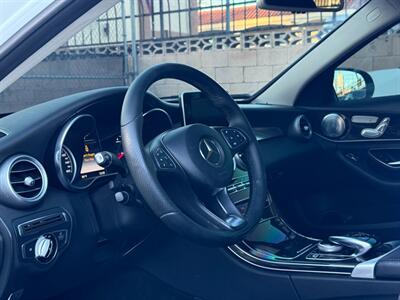 2015 Mercedes-Benz C 300 - Photo 11 - North Hills, CA 91343