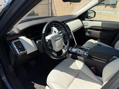 2018 Land Rover Discovery HSE   - Photo 12 - North Hills, CA 91343