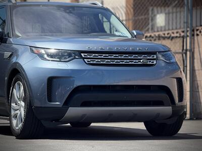 2018 Land Rover Discovery HSE   - Photo 5 - North Hills, CA 91343