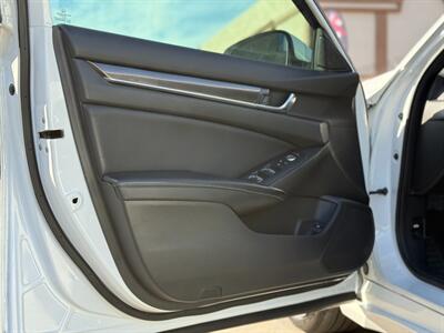 2018 Honda Accord Sport   - Photo 10 - North Hills, CA 91343