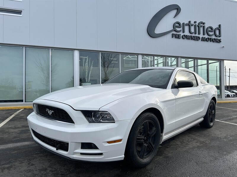 2013 Ford Mustang V6   - Photo 1 - Edmonton, AB T5L 4H5