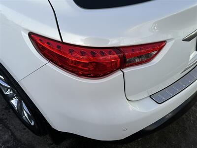 2012 INFINITI FX50 - Photo 10 - Edmonton, AB T5L 4H5