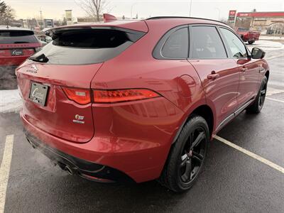 2017 Jaguar F-PACE S - Photo 5 - Edmonton, AB T5L 4H5