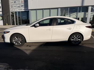 2021 Mazda Mazda3 GX   - Photo 7 - Edmonton, AB T5L 4H5