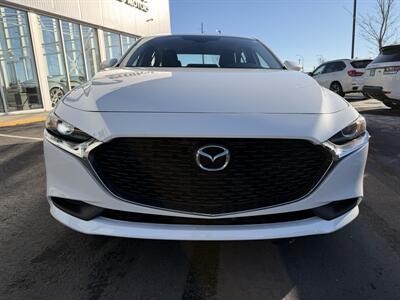 2021 Mazda Mazda3 GX   - Photo 2 - Edmonton, AB T5L 4H5