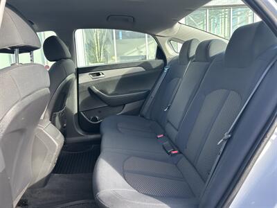 2018 Hyundai SONATA GL   - Photo 18 - Edmonton, AB T5L 4H5