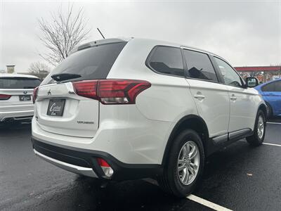 2016 Mitsubishi Outlander ES - Photo 5 - Edmonton, AB T5L 4H5