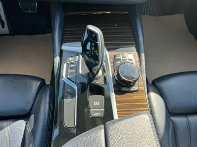 2017 BMW 5 Series 540i xDrive   - Photo 11 - Edmonton, AB T5S 1R1