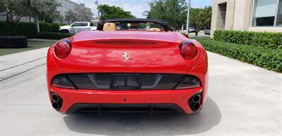 2013 Ferrari California   - Photo 18 - Hallandale, FL 33009