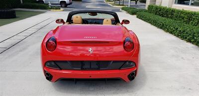 2013 Ferrari California   - Photo 17 - Hallandale, FL 33009