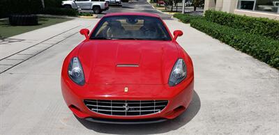2013 Ferrari California   - Photo 21 - Hallandale, FL 33009