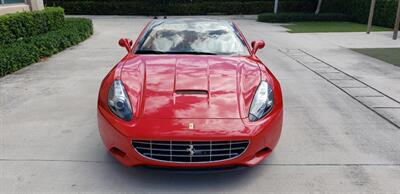 2013 Ferrari California   - Photo 22 - Hallandale, FL 33009