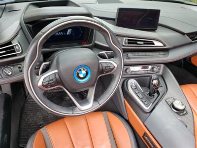 2020 BMW i8   - Photo 12 - Hallandale, FL 33009