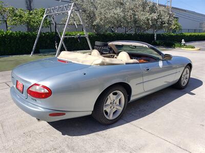 1997 Jaguar XK8   - Photo 3 - Hallandale, FL 33009