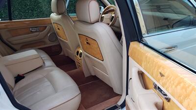 2006 Bentley Arnage R   - Photo 7 - Hallandale, FL 33009