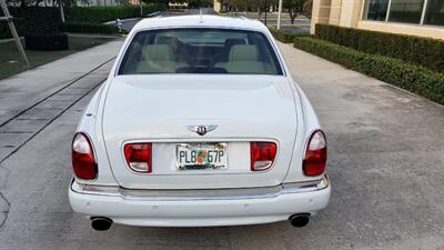 2006 Bentley Arnage R   - Photo 14 - Hallandale, FL 33009