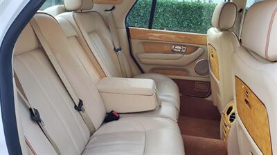 2006 Bentley Arnage R   - Photo 8 - Hallandale, FL 33009