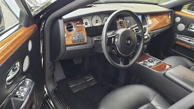 2010 Rolls-Royce Ghost  ONE OWNER - Photo 14 - Hallandale, FL 33009