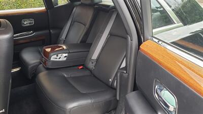 2010 Rolls-Royce Ghost  ONE OWNER - Photo 10 - Hallandale, FL 33009