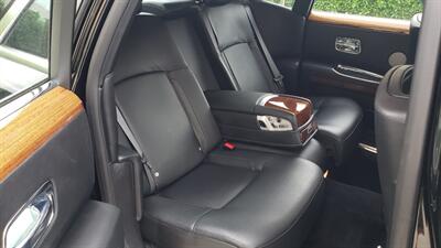 2010 Rolls-Royce Ghost  ONE OWNER - Photo 8 - Hallandale, FL 33009
