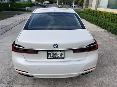 2022 BMW 740i   - Photo 16 - Hallandale, FL 33009