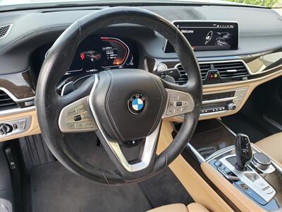 2022 BMW 740i   - Photo 13 - Hallandale, FL 33009