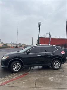2015 Nissan Rogue SV   - Photo 2 - Stockton, CA 95202