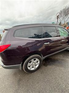 2010 Chevrolet Traverse LT   - Photo 5 - Stockton, CA 95202