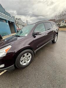 2010 Chevrolet Traverse LT   - Photo 2 - Stockton, CA 95202