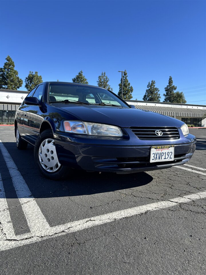 1998 Toyota Camry LE
