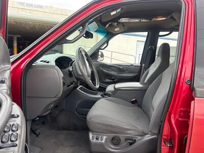 2002 Ford Expedition XLT   - Photo 9 - Riverside, CA 92505