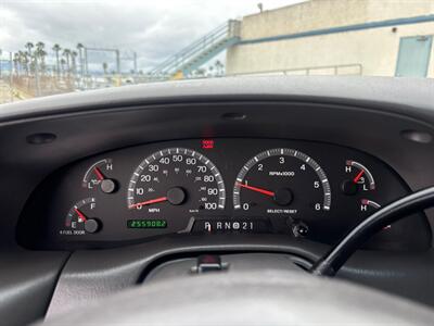 2002 Ford Expedition XLT   - Photo 11 - Riverside, CA 92505