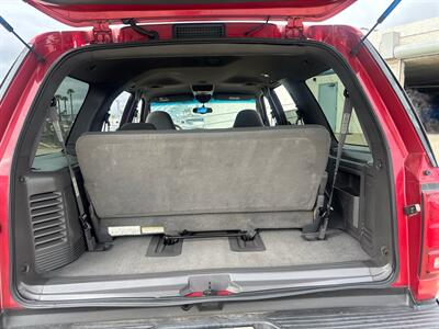 2002 Ford Expedition XLT   - Photo 18 - Riverside, CA 92505