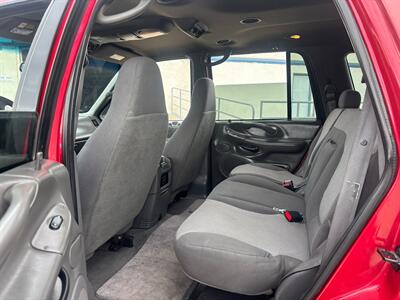 2002 Ford Expedition XLT   - Photo 10 - Riverside, CA 92505