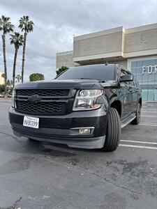 2020 Chevrolet Suburban LT 4x4   - Photo 2 - Riverside, CA 92505