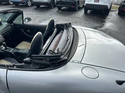 2003 Mazda MX-5 Miata SE - Photo 10 - Riverside, CA 92505