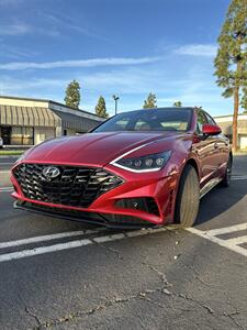 2020 Hyundai SONATA Limited   - Photo 2 - Riverside, CA 92505