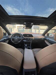 2020 Hyundai SONATA Limited   - Photo 9 - Riverside, CA 92505