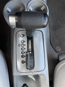 2004 Volkswagen New Beetle GL   - Photo 12 - Riverside, CA 92505