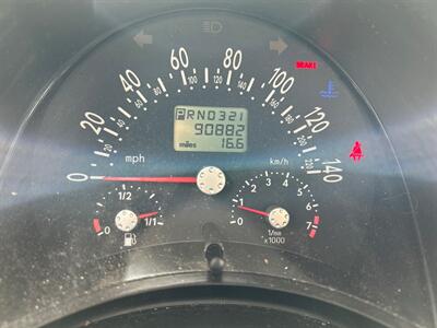 2004 Volkswagen Beetle GL - Photo 11 - Riverside, CA 92505