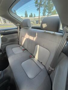 2004 Volkswagen New Beetle GL   - Photo 9 - Riverside, CA 92505