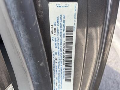 2004 Volkswagen New Beetle GL   - Photo 13 - Riverside, CA 92505