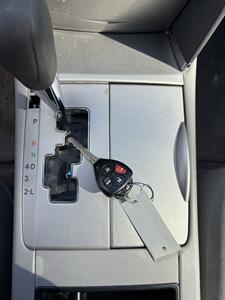 2009 Toyota Camry LE   - Photo 11 - Riverside, CA 92505