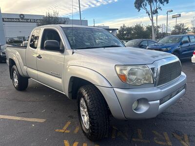 2006 Toyota Tacoma PreRunner V6 - Photo 3 - Riverside, CA 92505