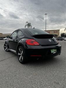 2012 Volkswagen Beetle Turbo PZEV - Photo 4 - Riverside, CA 92505