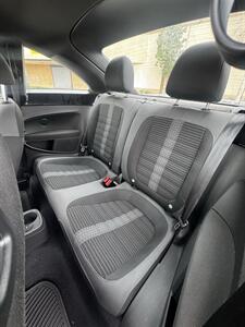 2012 Volkswagen Beetle Turbo PZEV - Photo 7 - Riverside, CA 92505