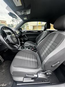 2012 Volkswagen Beetle Turbo PZEV - Photo 6 - Riverside, CA 92505